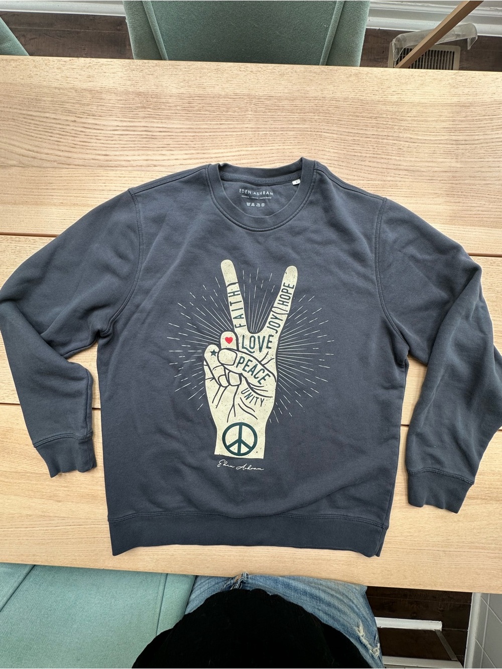 Eden ashram Navy Peace Graphic Sweatshirt size large